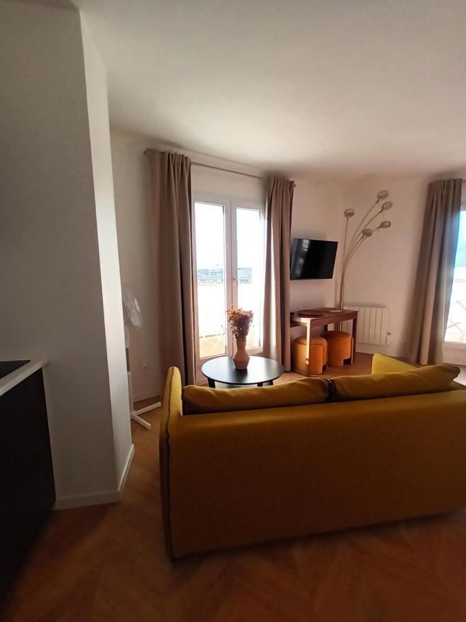Paris Balcony Top Floor Room 外观 照片
