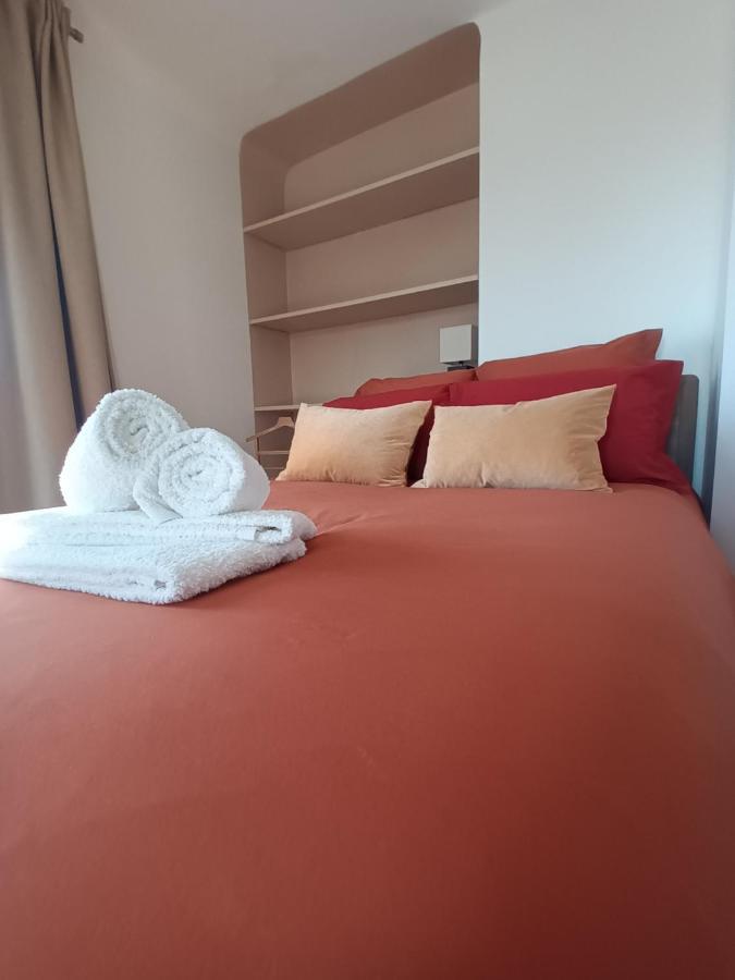 Paris Balcony Top Floor Room 外观 照片