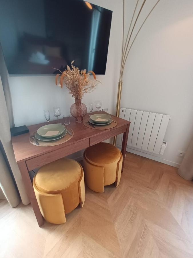 Paris Balcony Top Floor Room 外观 照片