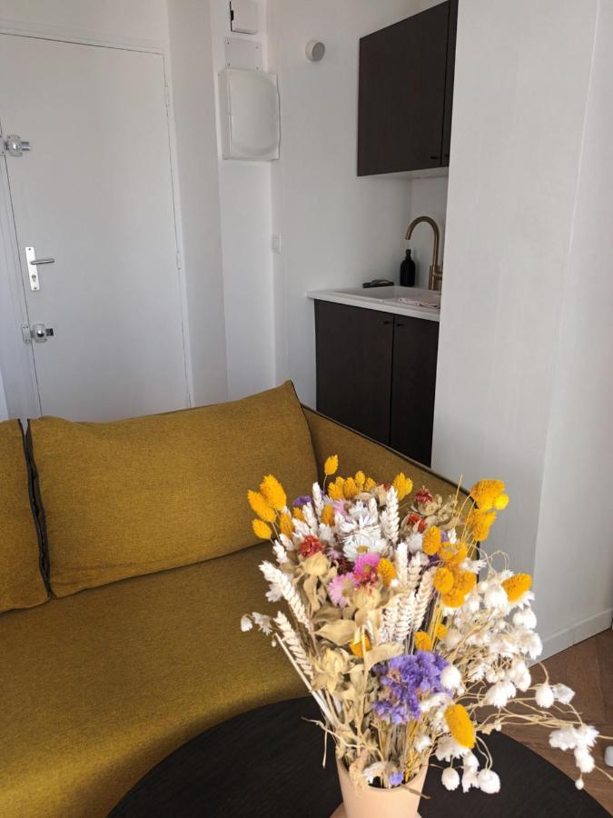 Paris Balcony Top Floor Room 外观 照片