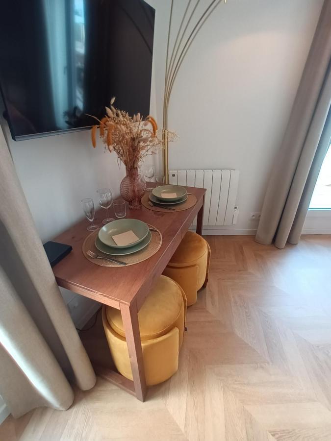 Paris Balcony Top Floor Room 外观 照片